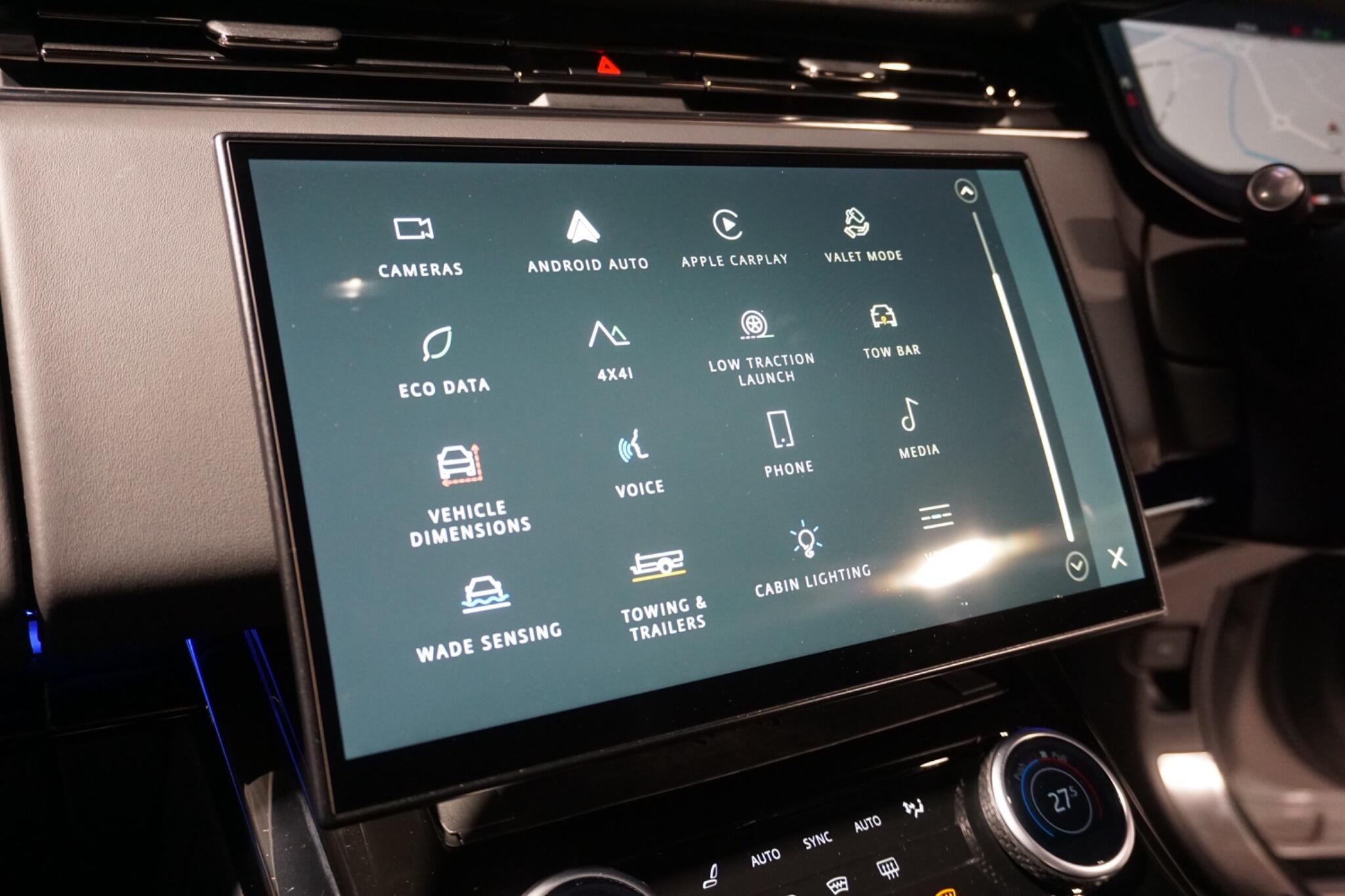 Land Rover Range Rover Sport 3.0 D300 MHEV Dynamic SE SUV 5dr Diesel Auto 4WD Euro 6 (s/s) (300 ps)